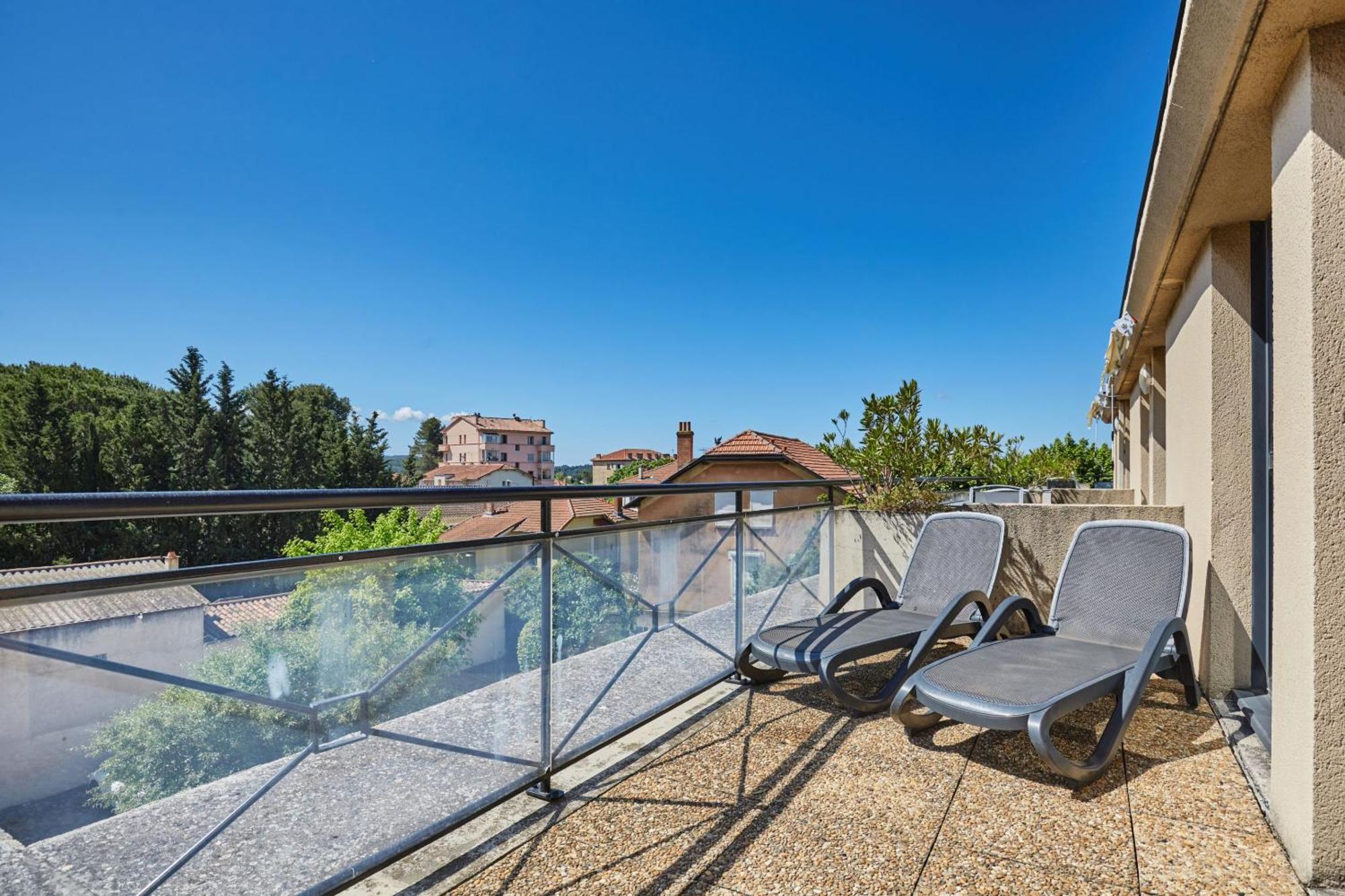 Appart Hotel Odalys City Aix En Provence Les Floridianes Екс ан Прованс Екстериор снимка