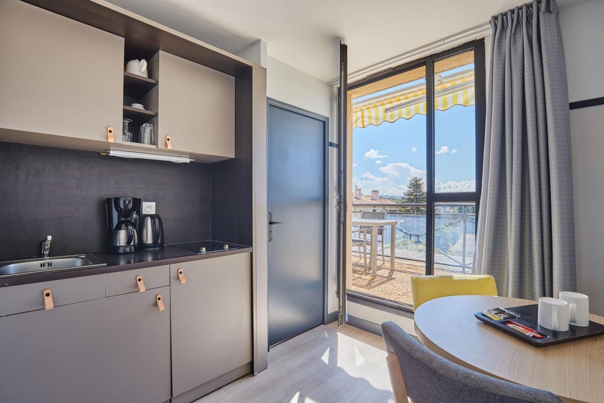 Appart Hotel Odalys City Aix En Provence Les Floridianes Екс ан Прованс Екстериор снимка