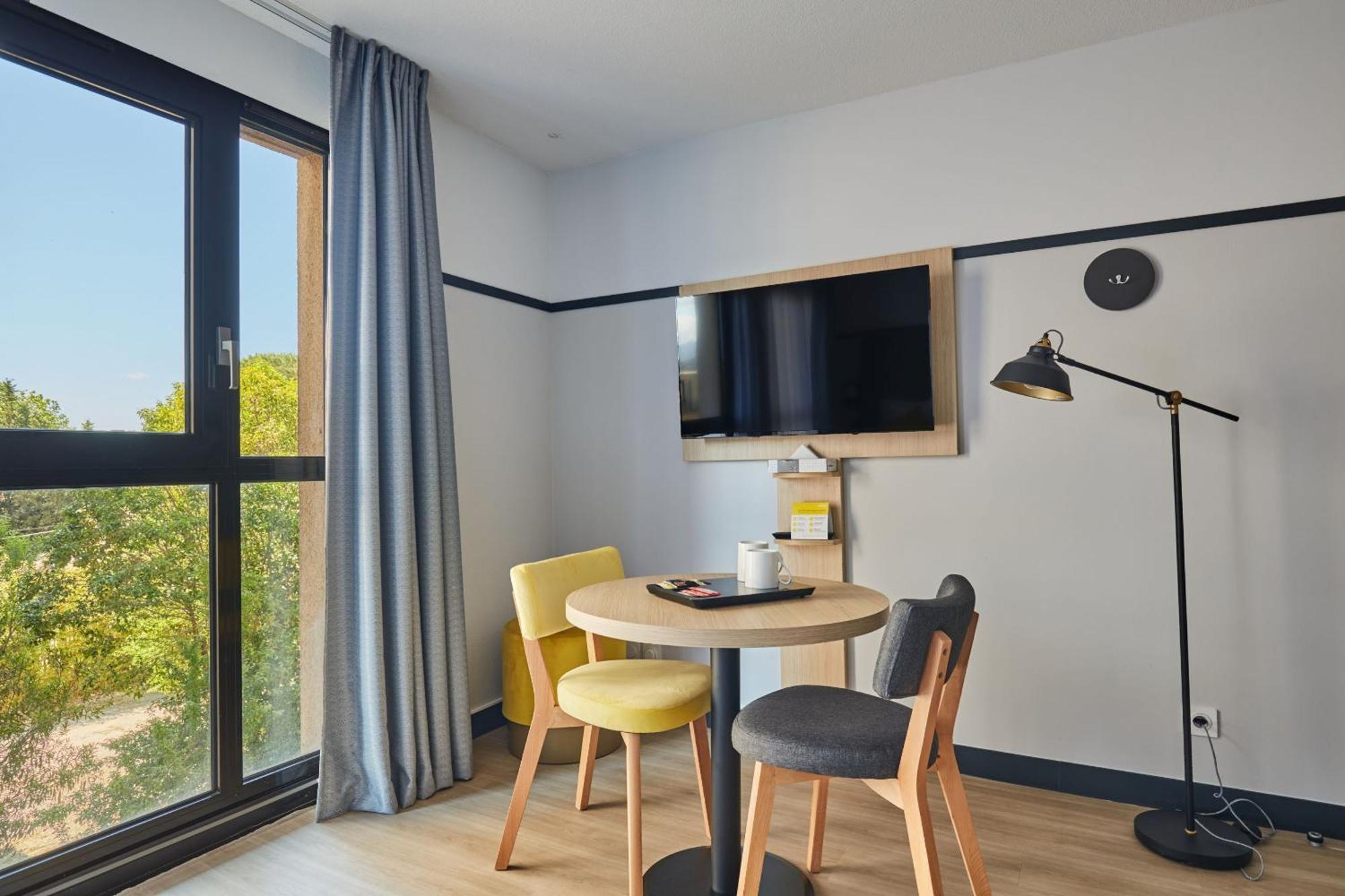 Appart Hotel Odalys City Aix En Provence Les Floridianes Екс ан Прованс Екстериор снимка